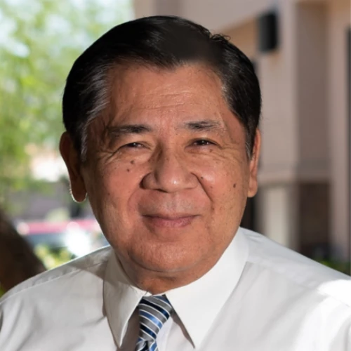 Carl Arakawa Headshot